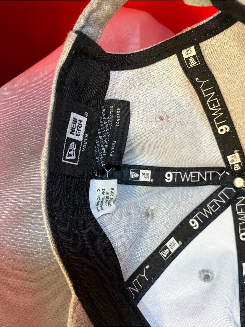 New Era 9TWENTY Black & Light Gray Interior Baseball Cap